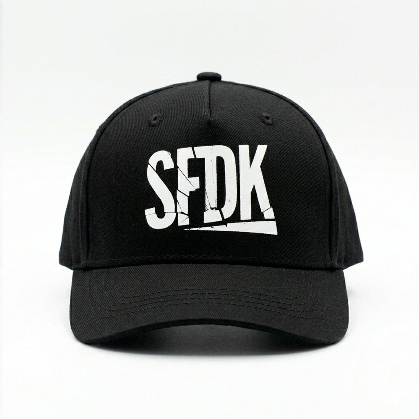 Gorra negra infantil visera curva "LETRAS ROTAS"