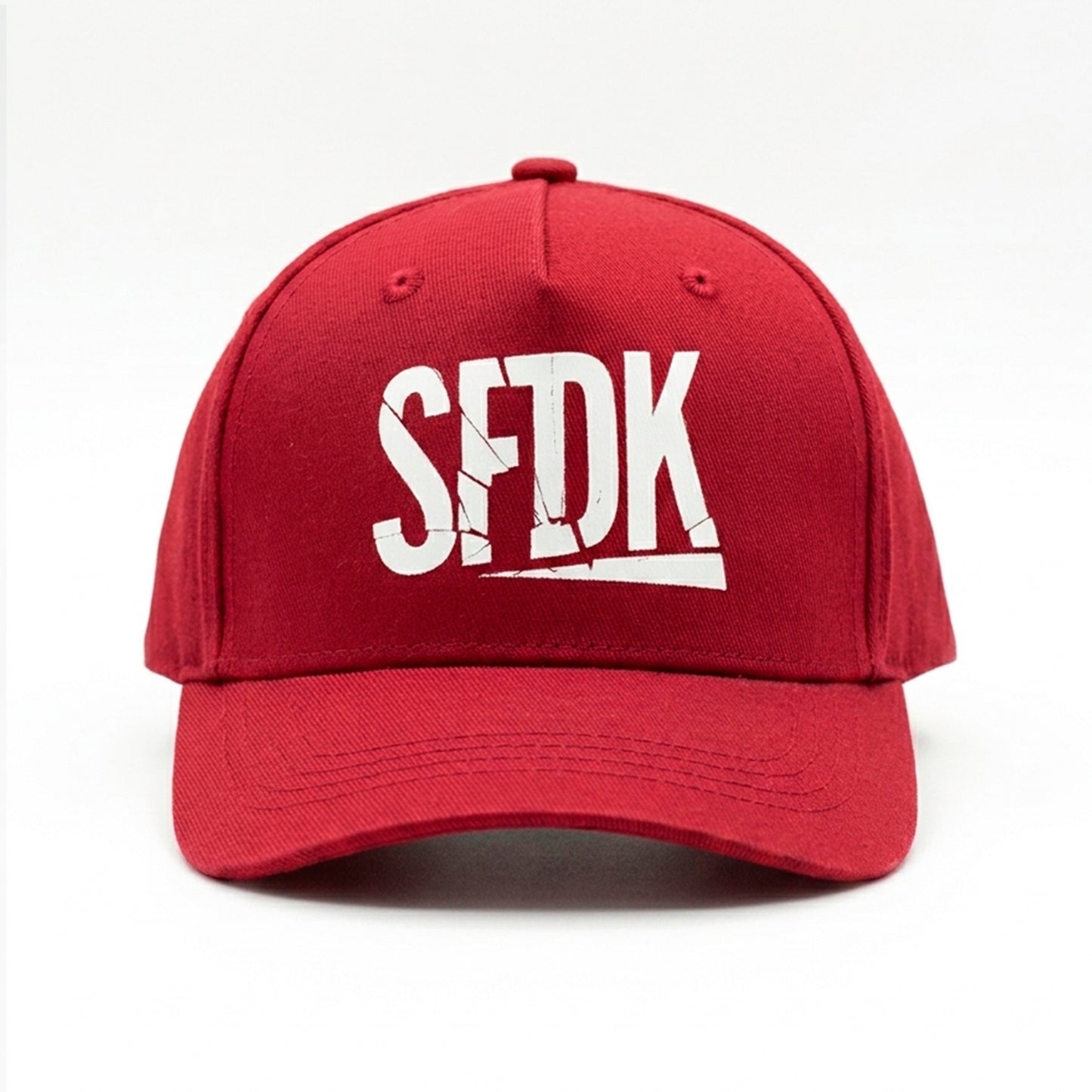 Gorra roja infantil visera curva  "LETRAS ROTAS"