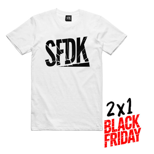 Camiseta blanca "LETRAS ROTAS"