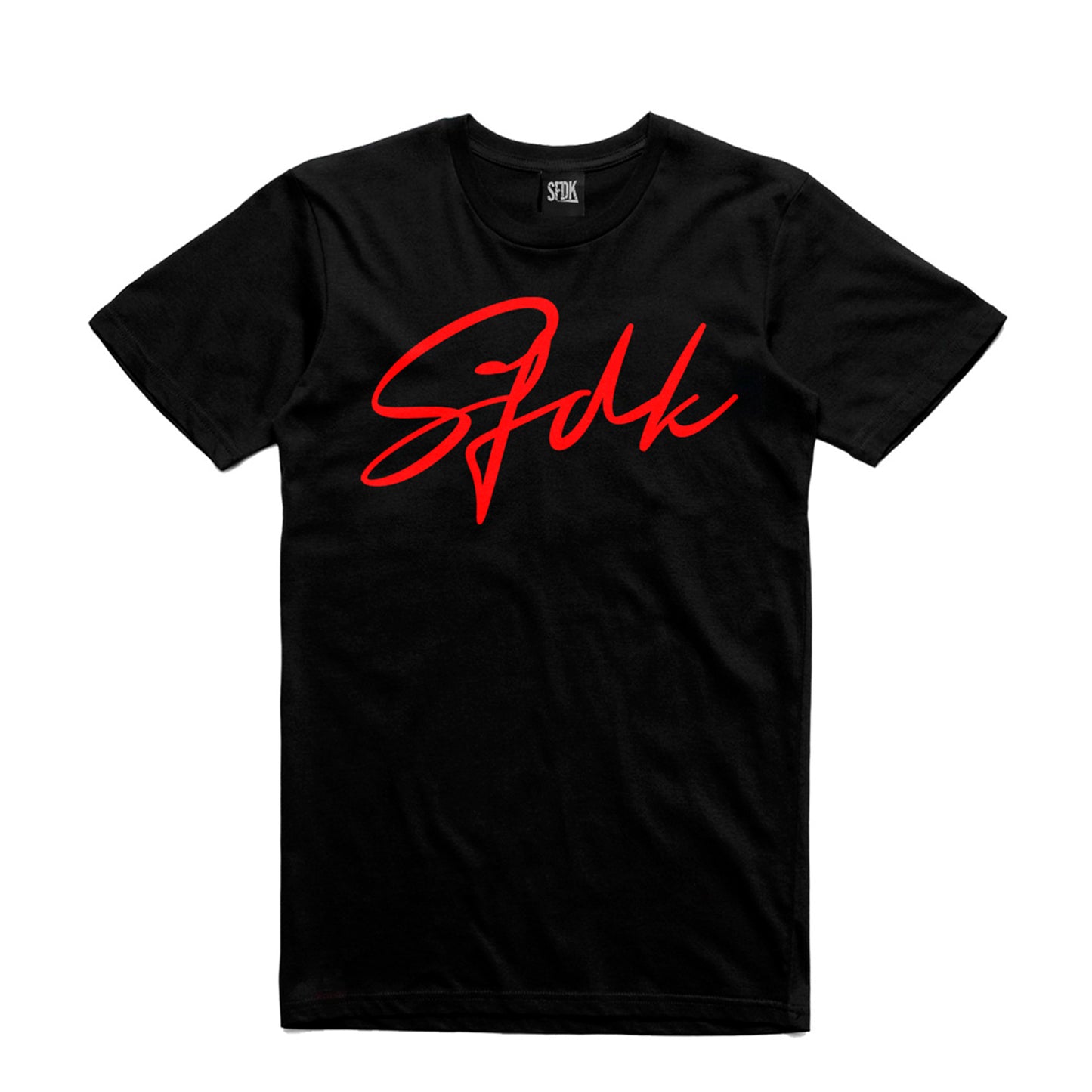 Camiseta negra letras rojas terciopelo "VELVET"